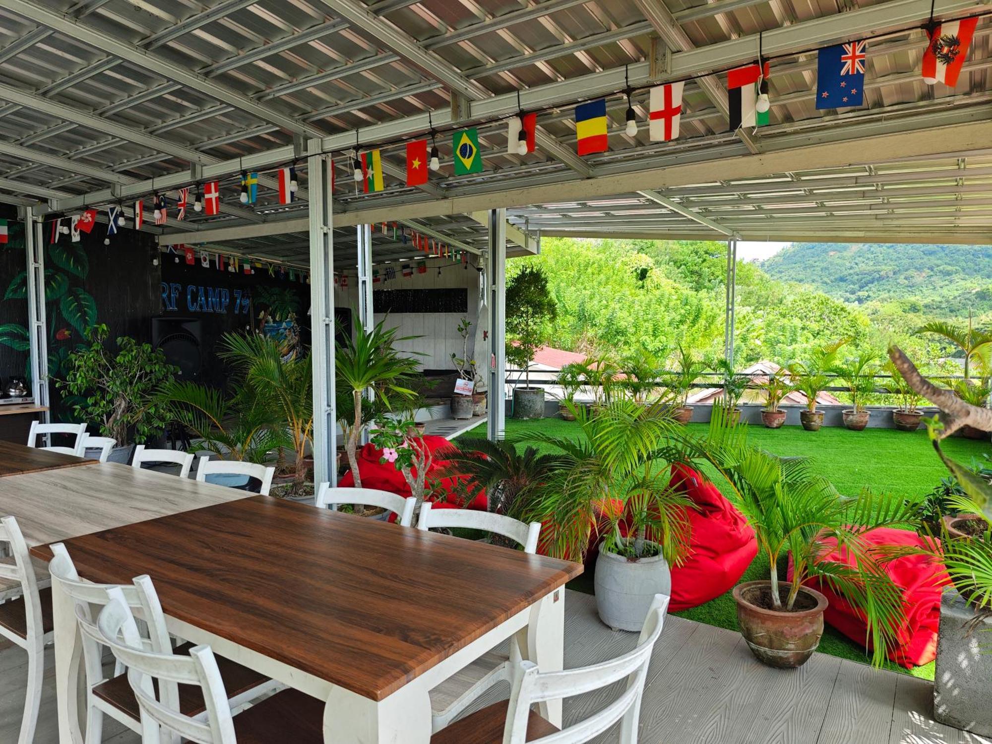 Hotel Surf Camp 79 Kuta  Exteriér fotografie