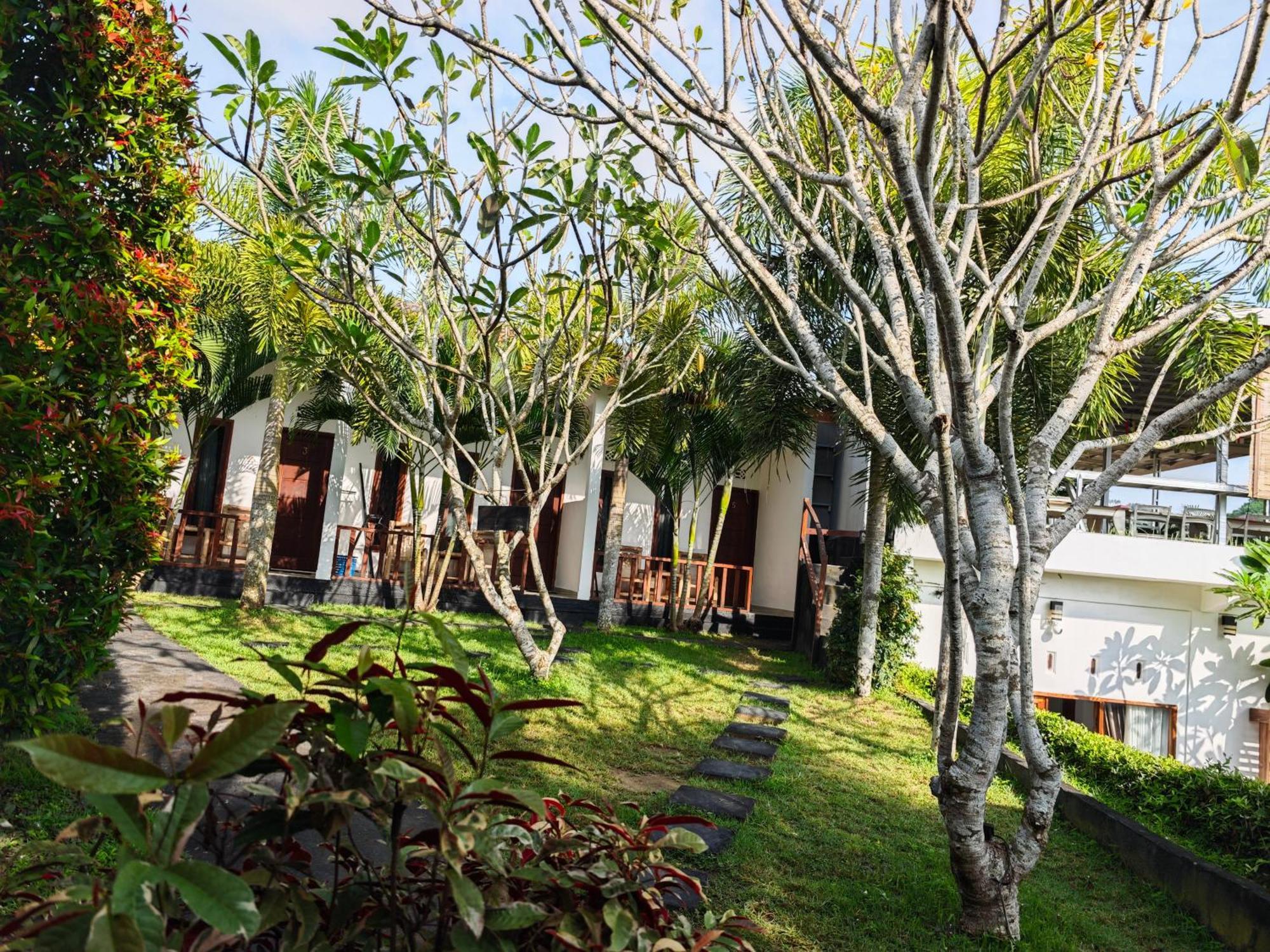 Hotel Surf Camp 79 Kuta  Exteriér fotografie